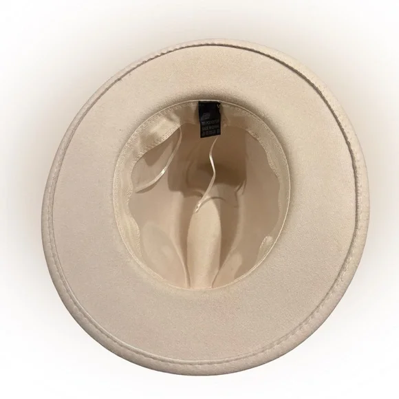 🤍✨Felt Fedora Hat- Cream/Light Beige w/ Gold Rhinestone Chain Band – MSRP $58 - Picture 4 of 5